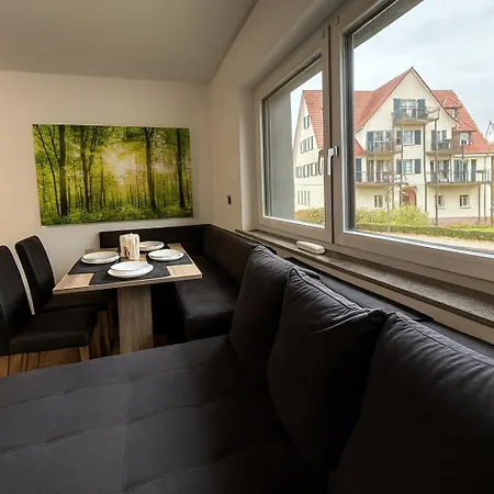 Homefeld - Elegante Und Moderne Zentral In Bei Fulda Mit Kueche, Kostenlosem Parkplatz Und Wlan Apartment