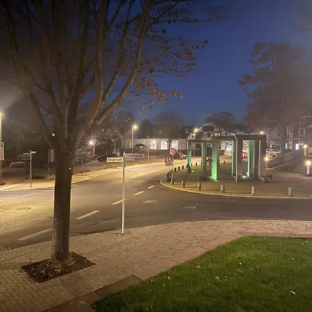 Apartment Homefeld - Elegante Und Moderne Zentral In Bei Fulda Mit Kueche, Kostenlosem Parkplatz Und Wlan *