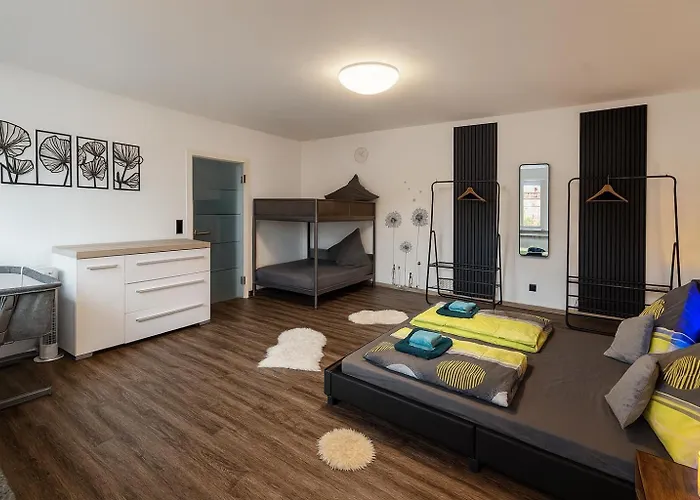 Homefeld - Elegante Und Moderne Zentral In Bei Fulda Mit Kueche, Kostenlosem Parkplatz Und Wlan *