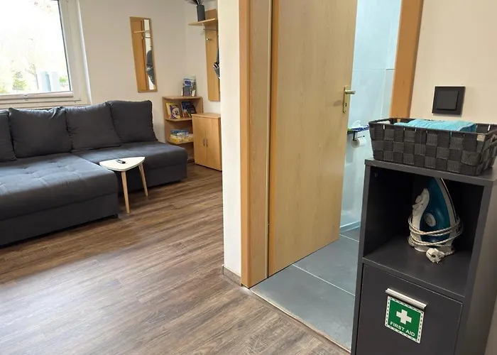 Homefeld - Elegante Und Moderne Zentral In Bei Fulda Mit Kueche, Kostenlosem Parkplatz Und Wlan * Huenfeld