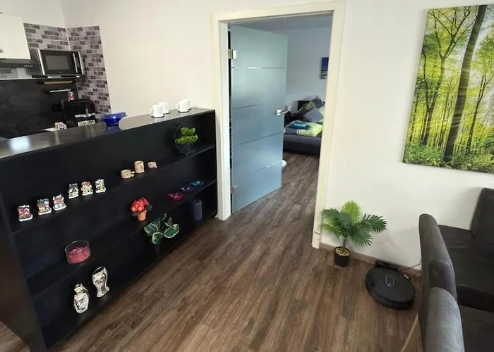 Homefeld - Elegante Und Moderne Zentral In Bei Fulda Mit Küche, Kostenlosem Parkplatz Und Wlan Hünfeld